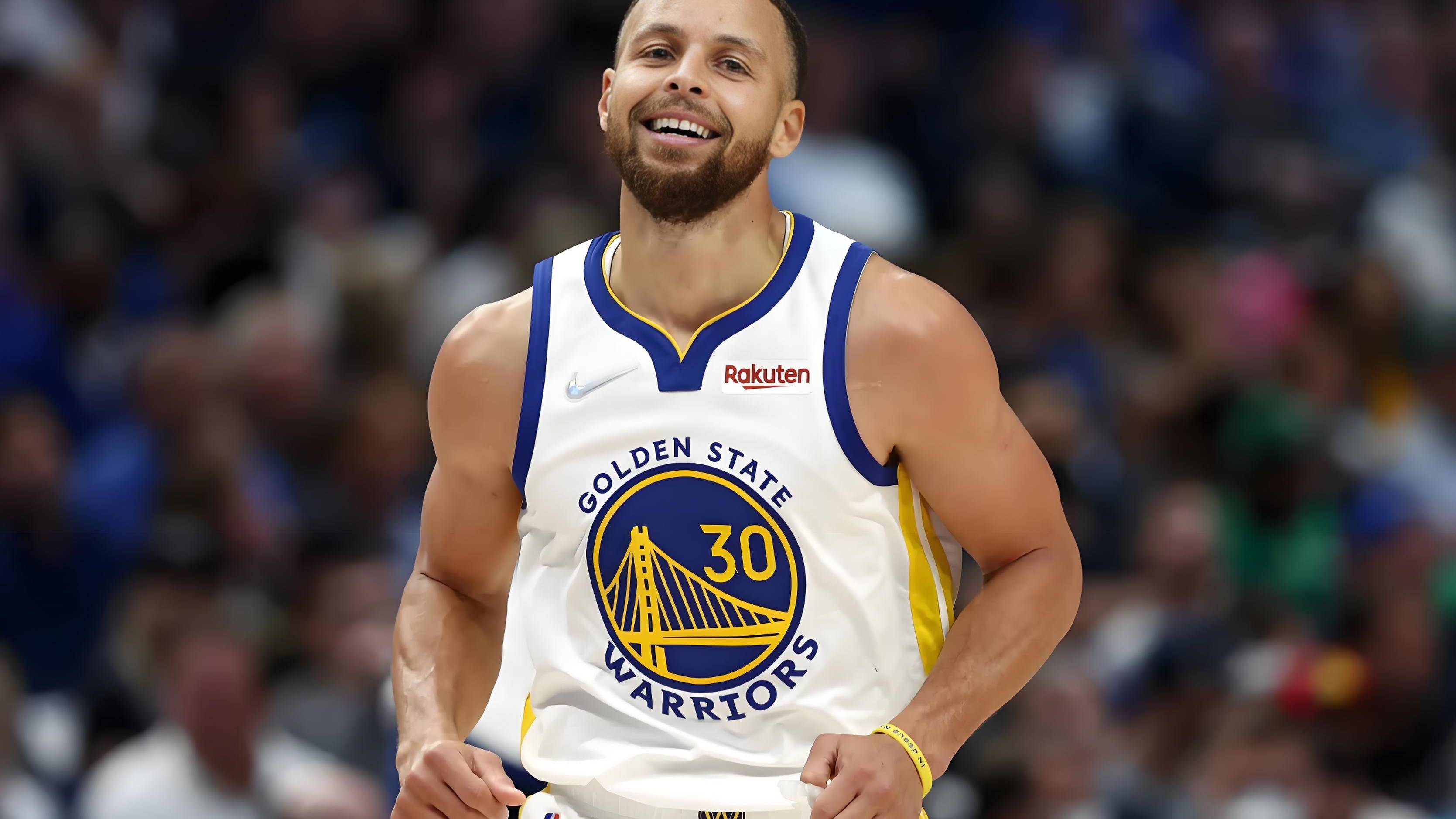 勇士碾压湖人B队,加里纳利惊艳世界 勇士碾压湖人B队,加里纳利惊艳世界