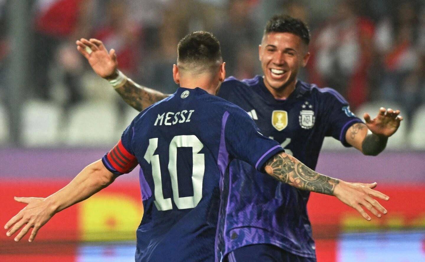 开云体育-关于土耳其险胜秘鲁，苏亚雷斯关键制胜的信息