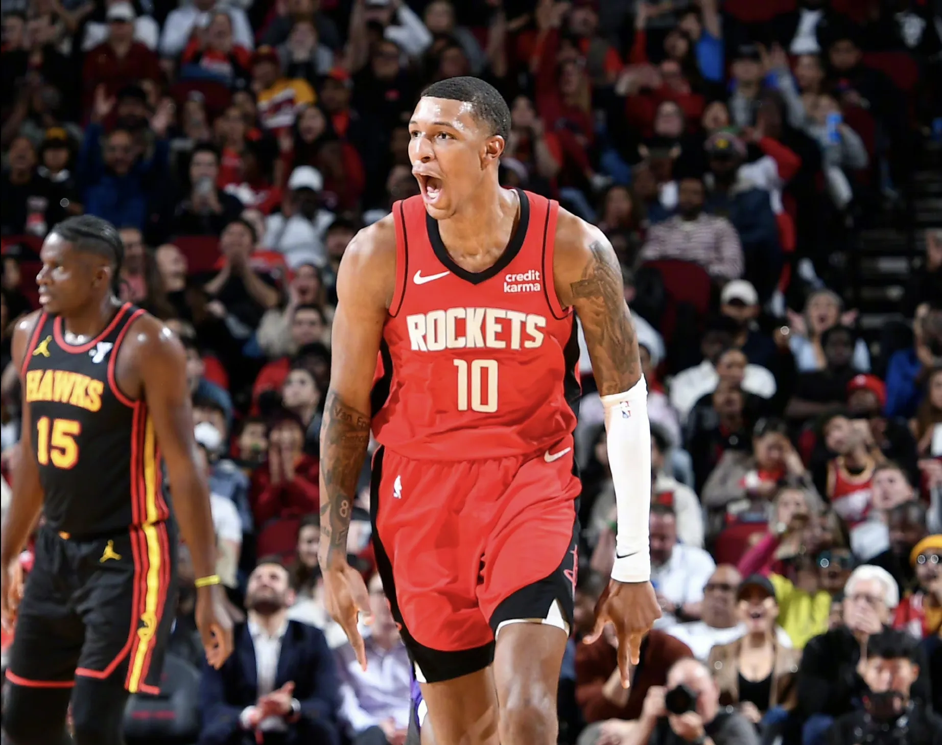 火箭鏖战日本男篮，艾顿惊艳世界