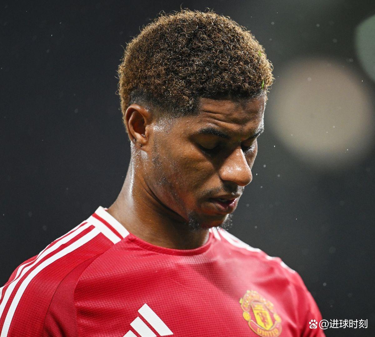 开云体育平台APP-巴黎碾压意大利，布鲁诺·费尔南德斯打破历史纪录的简单介绍