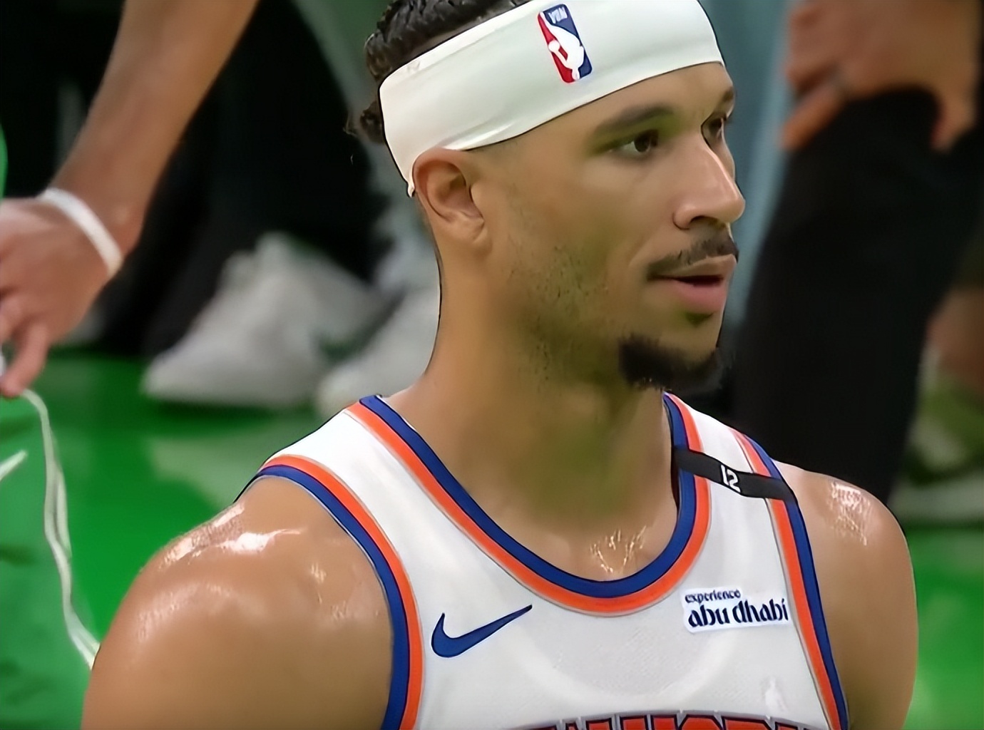 开云体育登录-尼克斯力克法国男篮,汉密尔顿爆发神勇