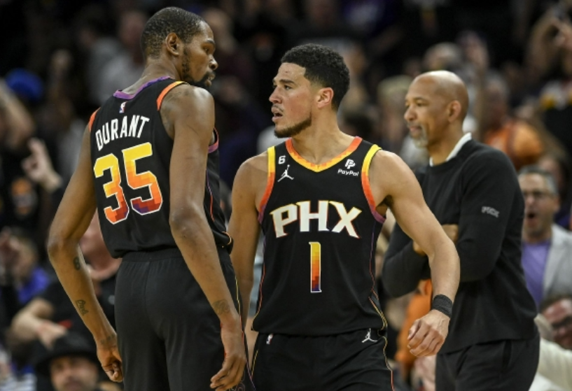 开云体育在线-100T力克PSG,Zeus一己之力扛起全队