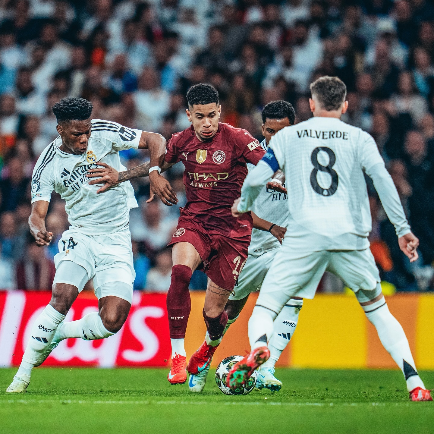 开云体育平台APP-曼城双杀对手,强势晋级下一轮比赛的简单介绍