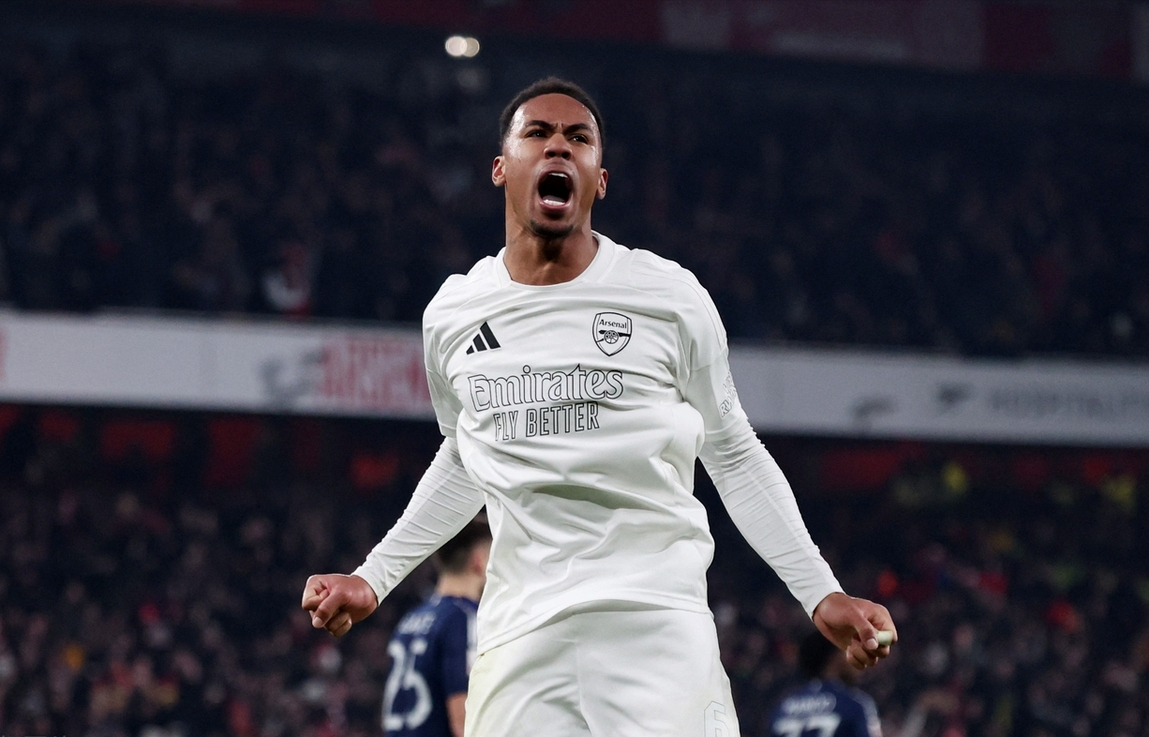 开云足球直播-球场上的较量火花四溅,精彩纷呈的简单介绍